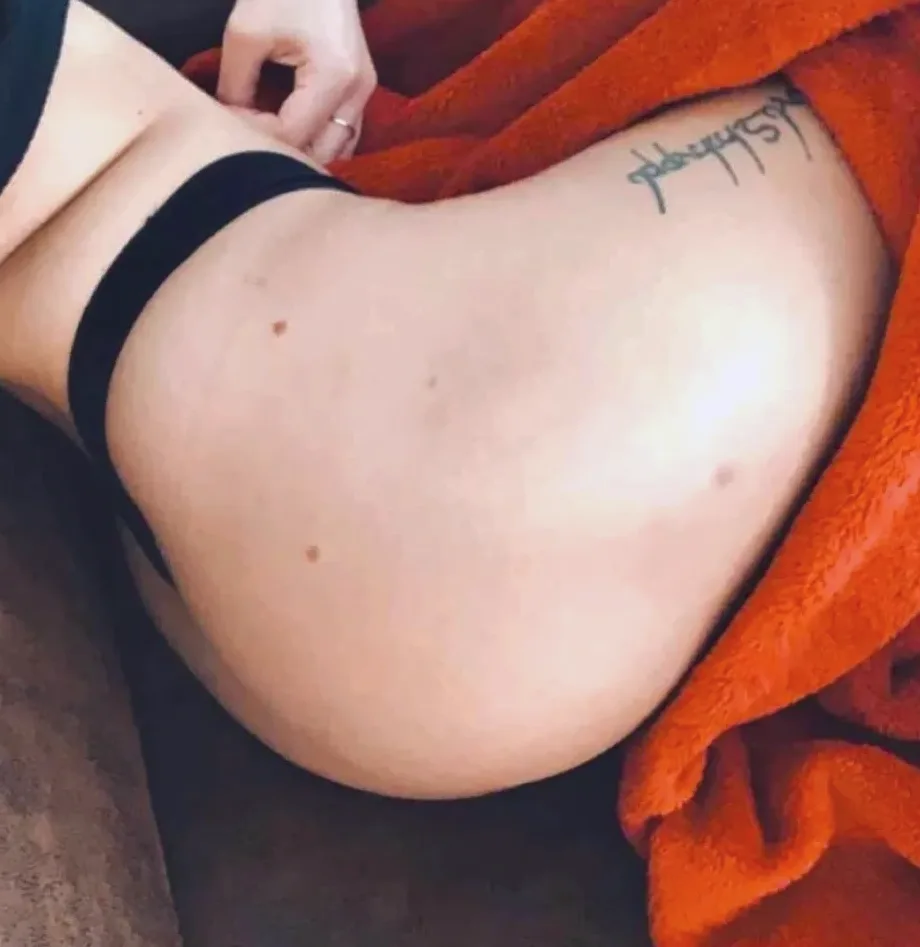 Fiona, 30
