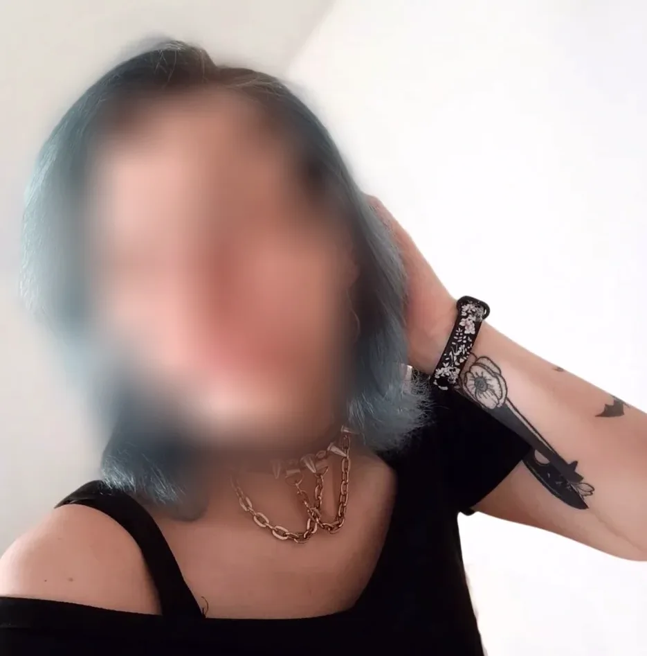 Nadine, 34